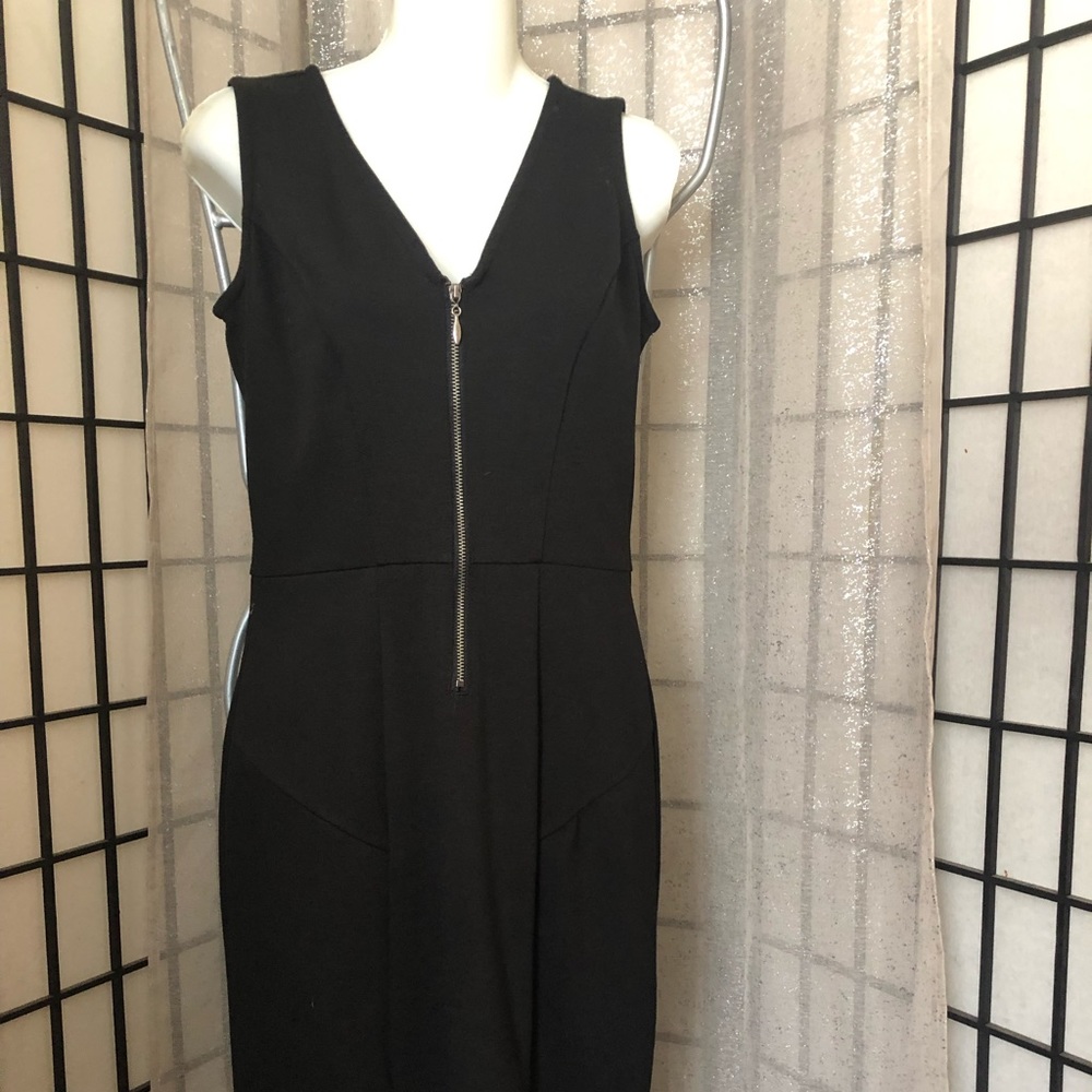 Zipper black dress